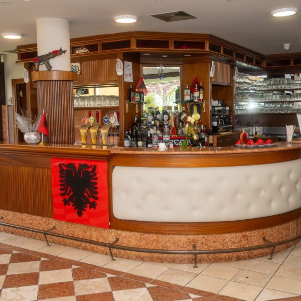 WhatsApp Image 2025-12-18 at 16.05.48 (1)